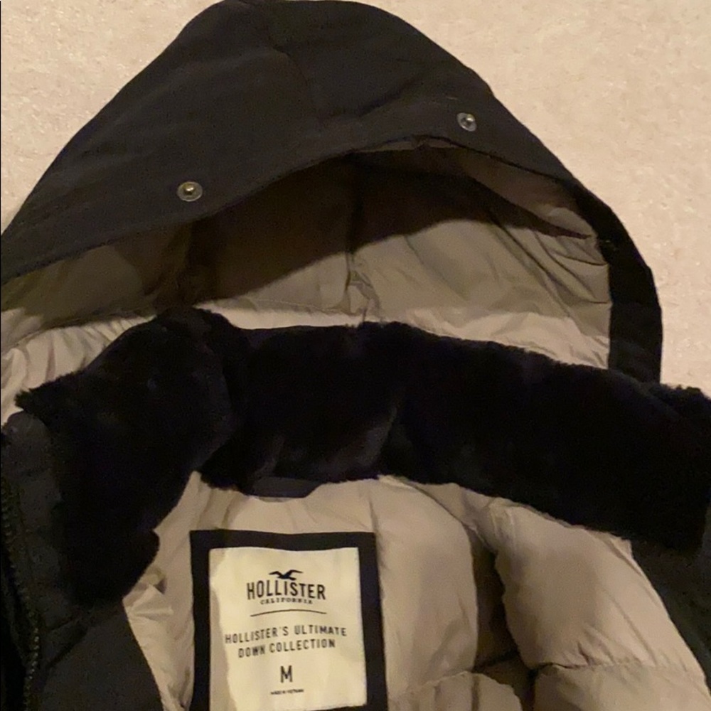 Coat - Picture 4 of 4